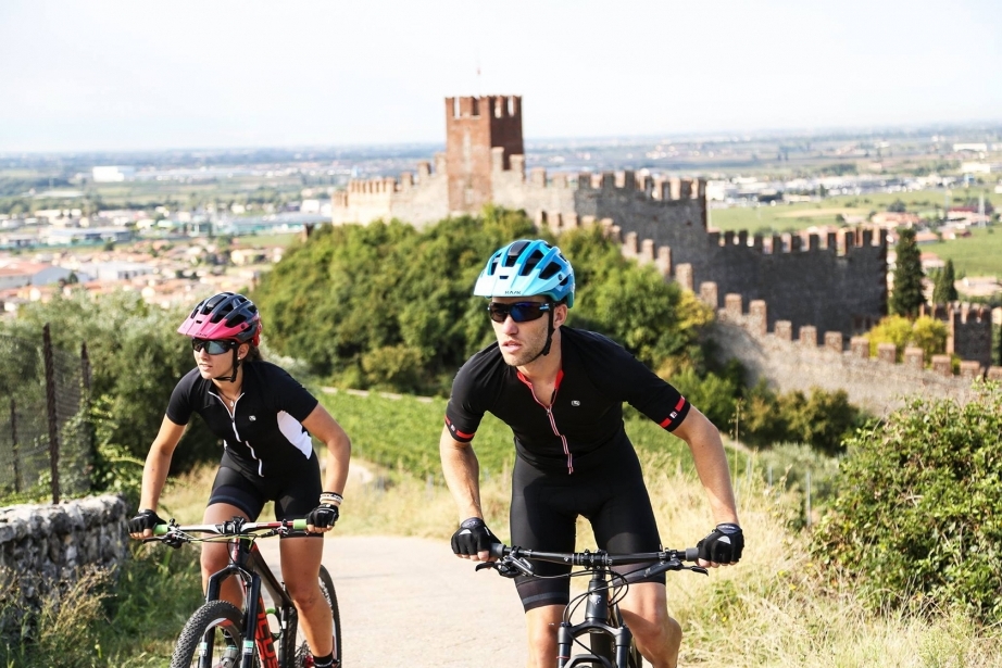 Discover our bike hotel near Verona